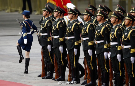儀仗隊(duì)隊(duì)長(zhǎng)，職責(zé)、角色與SEO優(yōu)化策略探討，儀仗隊(duì)隊(duì)長(zhǎng)職責(zé)與角色及SEO優(yōu)化策略探討