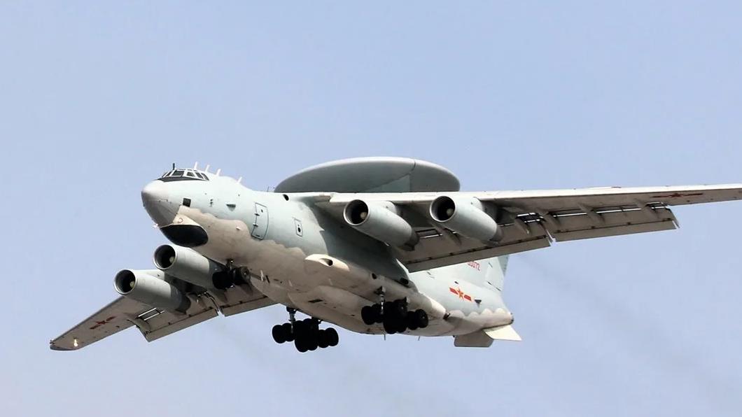 空警預(yù)警機(jī)2000，技術(shù)前沿的空中衛(wèi)士，技術(shù)前沿的空中衛(wèi)士——空警預(yù)警機(jī)2000