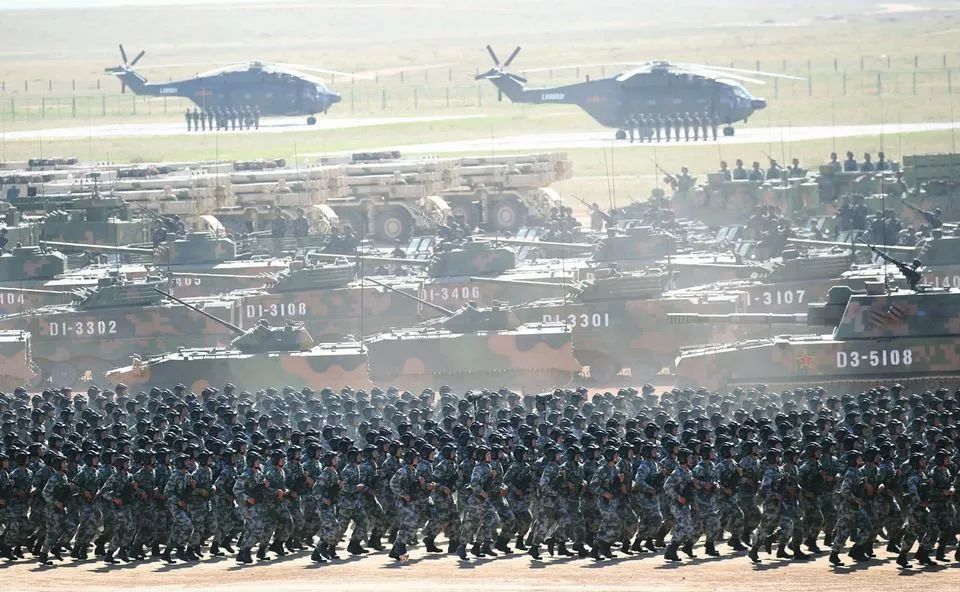 建軍90周年閱兵儀式，回顧輝煌歷程，展望嶄新未來，建軍90周年閱兵儀式，回顧輝煌歷程，展望嶄新未來，彰顯軍威國威的力量展示